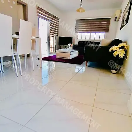 Lysia Sea-view Apartamento Lárnaca
